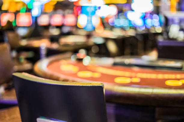 Evolution Gaming roulette table with betting layout and live dealer
